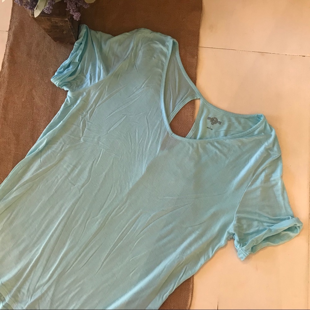 SO Soft Keyhole Blouse